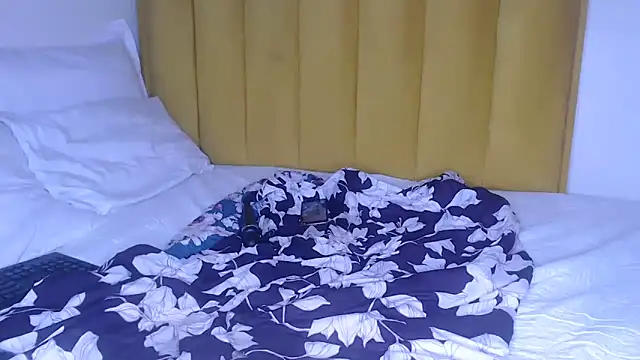 Bella_2025 live