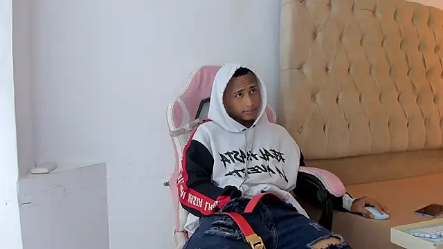 Supreme_Badboy live