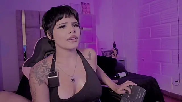 BonnieAnderson_ live