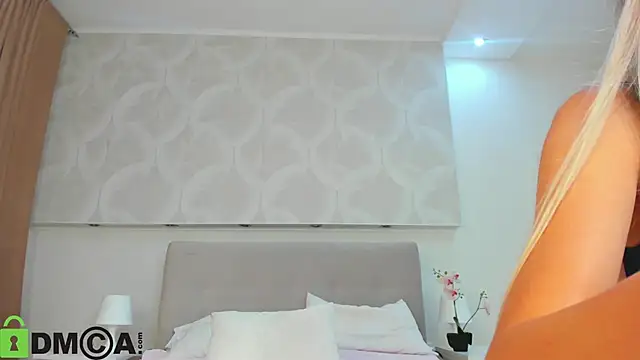 Donna_Evans live