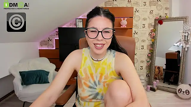 EmillyTaylor live