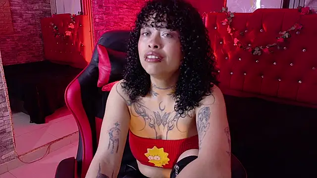 mia_hernnandez live