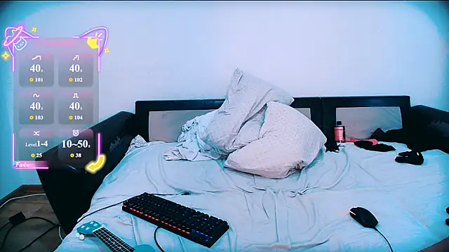 Littlepinkcat live