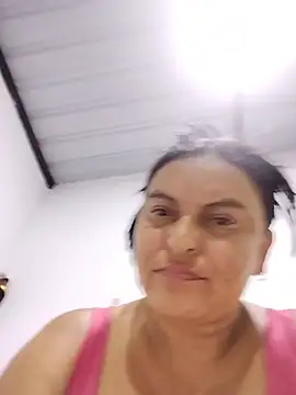 Horny-Mommy-Dirty live