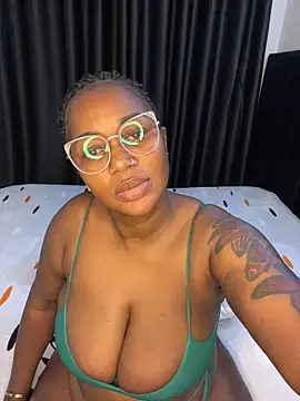 Honeylust26 live