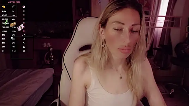 AnnieGOld_ live