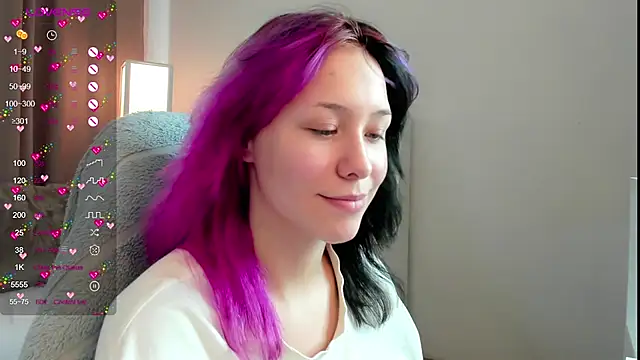 EmilyTrase live