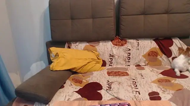 Amelia_Kiss_ live