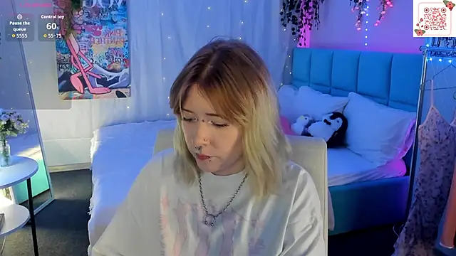 Elira_Vane live