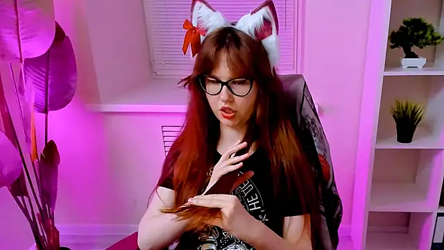 CarolGiggly live