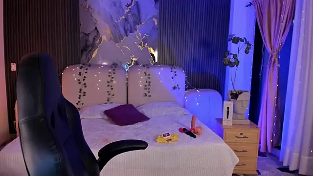 SarahCastro1_ live