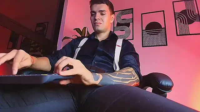ALPHA_DOMINUS_ live