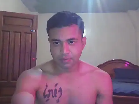 User_02_ live