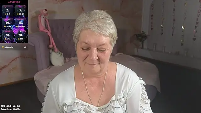 Poppy_Pulse live