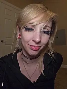 AmethystFoxx live