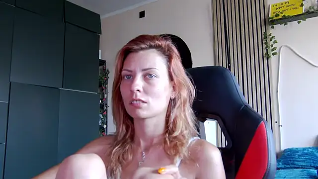 karo123421 live