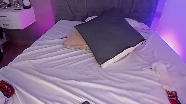 selena_monroy live