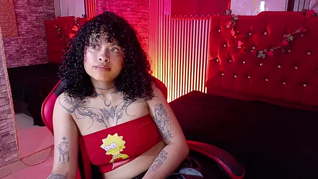 mia_hernnandez live