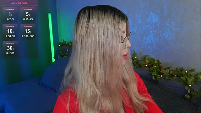 LindaThackerr live