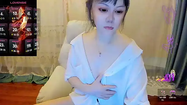 Pennyee live
