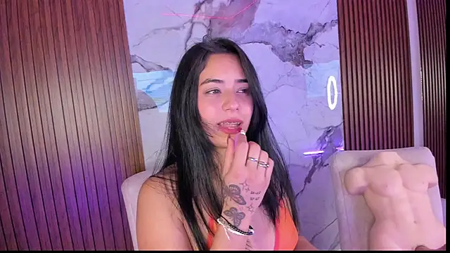 GabyHott_ live