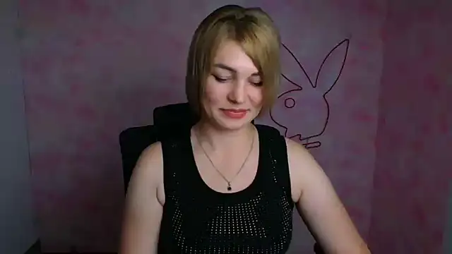 CuttieEmma live