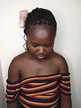 little_creamy live