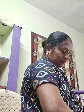 yamini1431 live