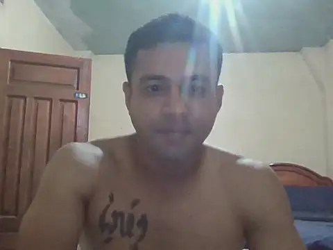 User_02_ live