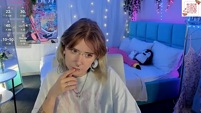 Elira_Vane live