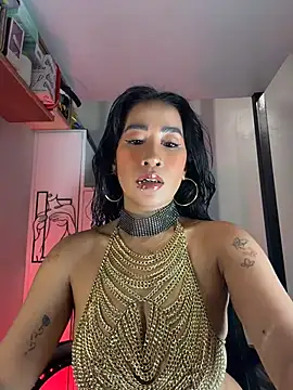 AsianMilfSheryl live