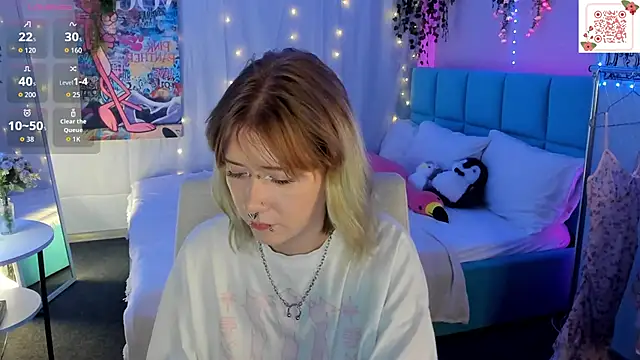 Elira_Vane live