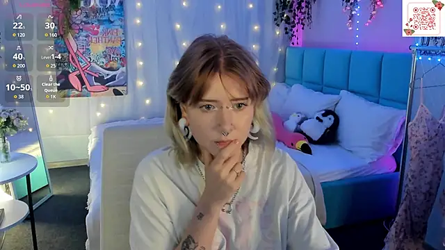 Elira_Vane live