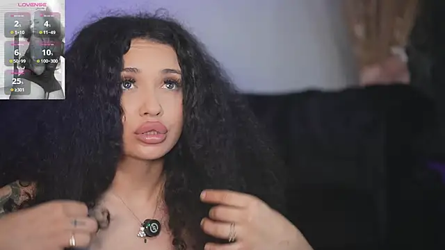 ChloeJoyce live