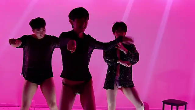 Blush-boys-001 live