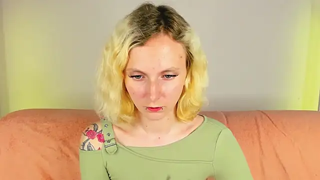 LikiLips live