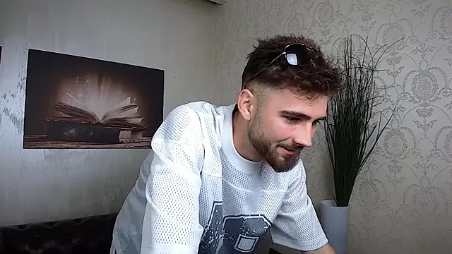 KyloEast profile