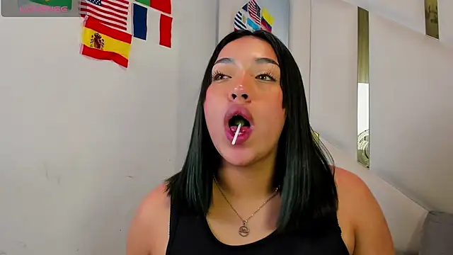 IsabellRodriguez18 live