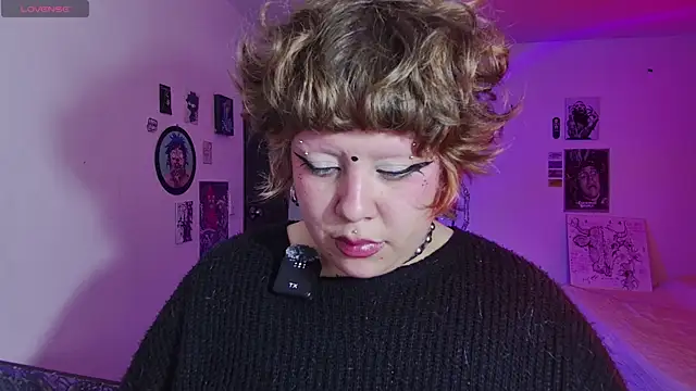 Sabrina_scarlett live
