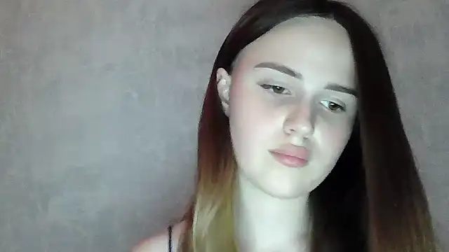 SweetLoraa live