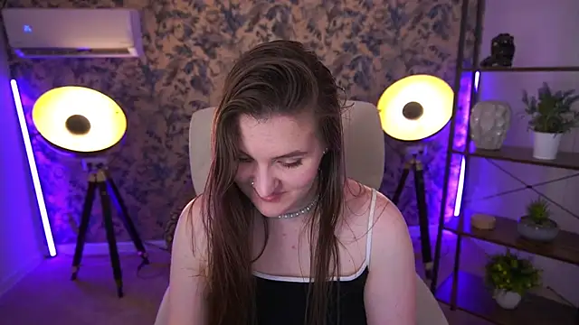 EmmyCharmm live