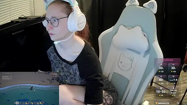 LilyFoxxx live