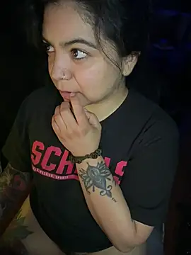 kimmiakiss22 live