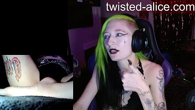 Twisted_Alice live