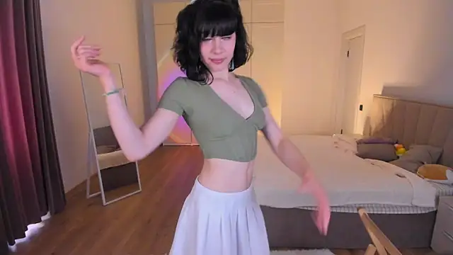 Ellie_baillie live
