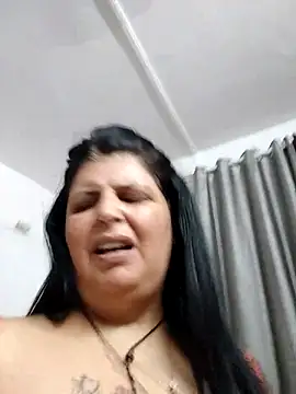 Jann_Riya333 live