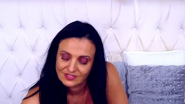 ElegantLauren live