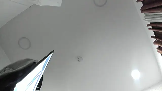 victoriavelasquez_ live