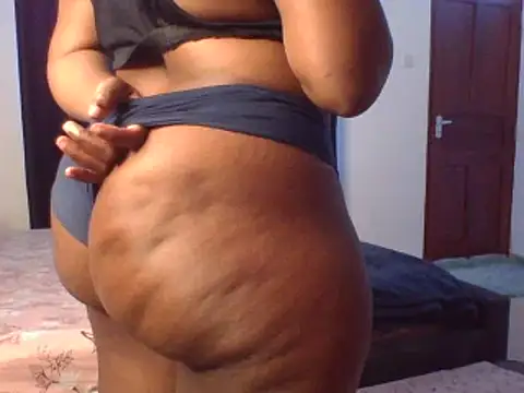 Miss_peachy live