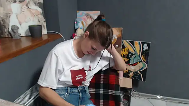 felicity_gold live